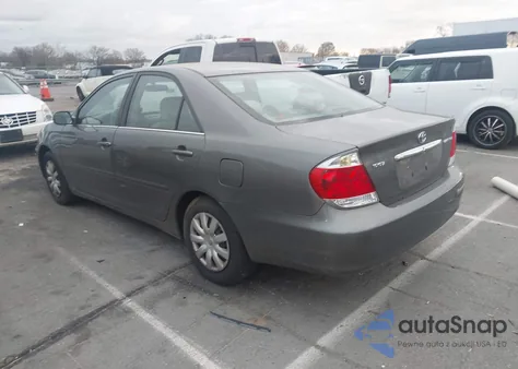 2006 Toyota Camry Le z USA, uszkodzony, nr VIN 4T1BE32K86U728480
